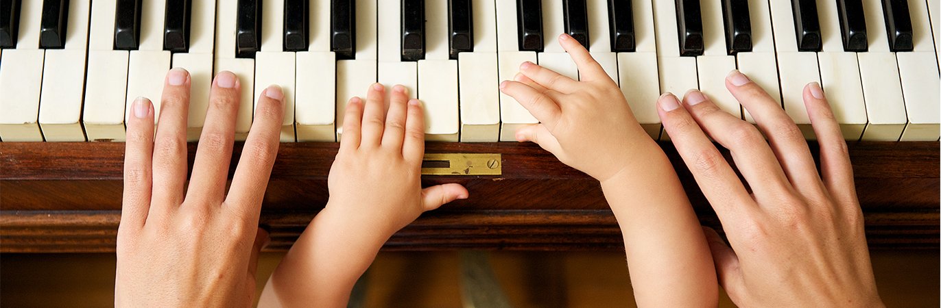 обучение игре на пианино и сентезаторе